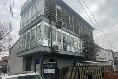 Spatiu comercial Ghe Chitu de inchiriat - 1