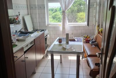 Apartament cu 4 camere semidecomandat în Runcu - 7