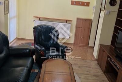 Apartament cu 3 camere decomandat, mobilat în Unirea - 2