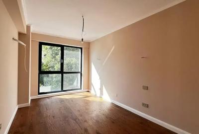 Apartament cu 4 camere decomandat în Unirii - 2