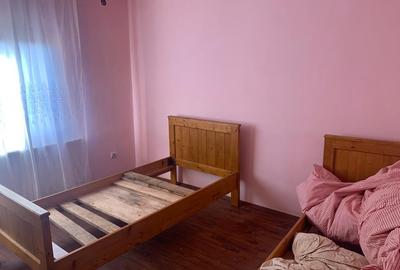 Casă cu 5 camere cu Teren 1400 Mp în Central - 3