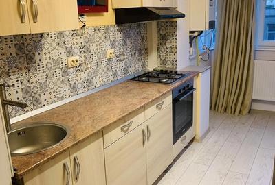 Apartament cu 3 camere semidecomandat în Faleză - 8