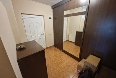 Casă cu 4 camere cu Teren 100 Mp în Central