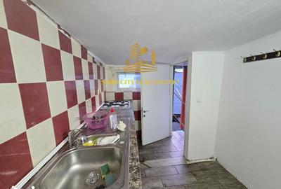 Casă cu 10 camere cu Teren 200 Mp în Chitila - 12