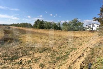 Teren de 3222 mp, în Central