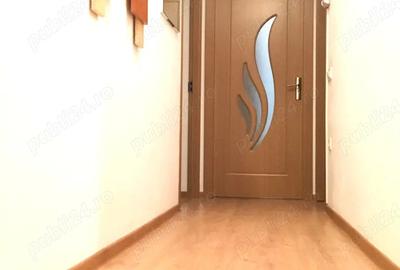 Apartament cu 2 camere decomandat în Central - 1