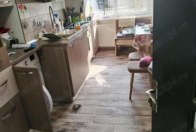 Apartament cu 2 camere decomandat în Trivale - 3