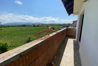 Locuinta cu 4 camere, 2 bai, in Selimbar/Dracula COMISION 0% - 8