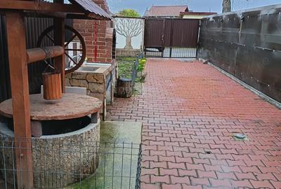 Casă cu 3 camere în Mărăcineni