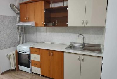 Apartament cu 2 camere decomandat în Gorjului - 5
