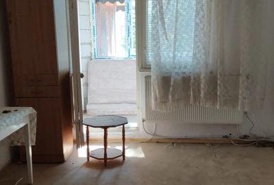 Vand Apartament 1 Camera | Tecuci, Zona Industriala, Bloc C6 | 36,79mp - 2