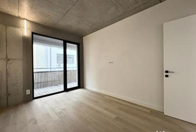 Casă cu 4 camere cu Teren 165 Mp în Central - 12
