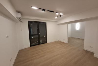 Apartament cu 3 camere semidecomandat, mobilat în Ultracentral - 17
