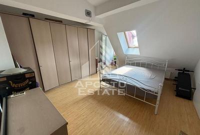 Apartament tip penthouse cu 3 camere, 2 bai, zona Torontalului - 4