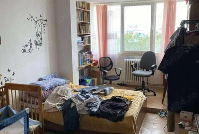 Apartament 3 camere de vanzare , Mal Stang Somes , et.9 , 74.000 euro negociabil - 1