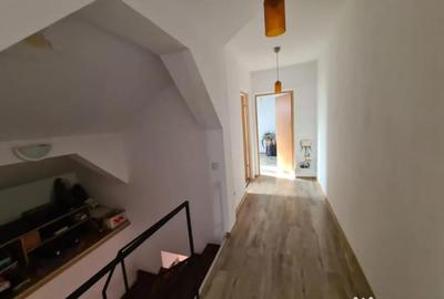 Apartament cu 4 camere decomandat, mobilat în Sărari - 3