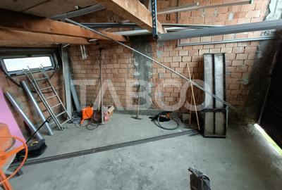 Casa 5 camere 250 mp cu incalzire in pardosea zona Tineretului Sibiu - 16