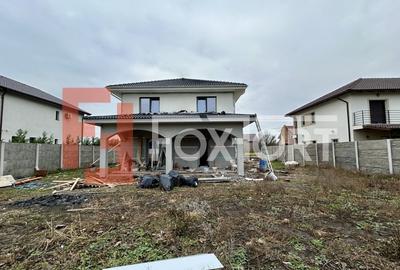 Casă individuală cu 5 camere în Dumbrăvița