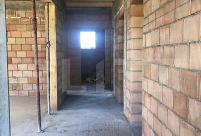 De vanzare, casa in Cristian, nefinalizata - 1