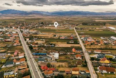 Teren de 680 mp, în Central - 11