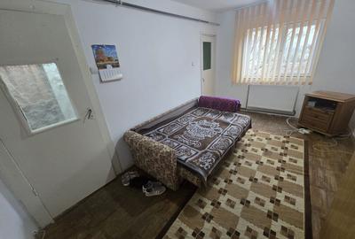 Zona Soarelui. Centrala. Geamuri termopan. - 2