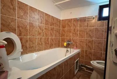Casă cu 4 camere cu Canalizare în Buzaului - 3