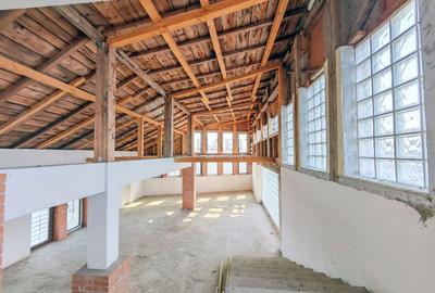 Casă individuală cu 6 camere cu Canalizare în Central - 19