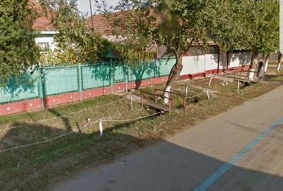 Casă cu 3 camere cu Teren 900 Mp în Ciorani - 1