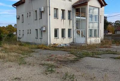 Spațiu comercial, de 472 mp, în Central - 1