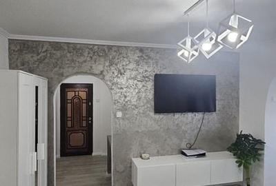 Ap renovat, 2 camere, et. 4/10, zona Ghe. Lazar! - 13