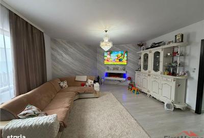 Casă cu 3 camere cu Canalizare în Tăbăcari - 2