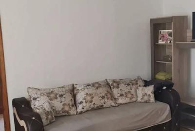 De vanzare apartament cu 2 camere - 1