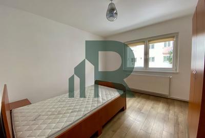 Apartament renovat cu 3 camere si 2 bai in Cartierul Strand - 14