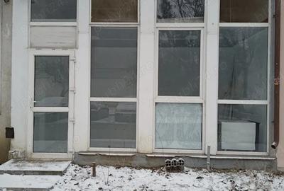 Spațiu comercial, de 17 mp, în Alexandru cel Bun - 2