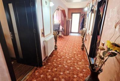 Casă cu 4 camere cu Teren 685 Mp în Mănești - 5