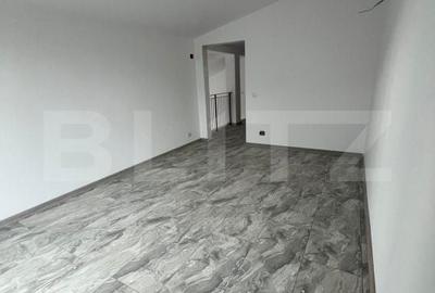 Casă cu 4 camere cu Teren 370 Mp în Malu Mare - 2
