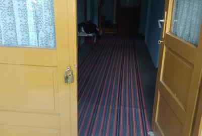 Casă cu 6 camere în Priseaca - 1