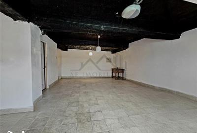 Casă cu 5 camere cu Teren 550 Mp în Bârnova - 2