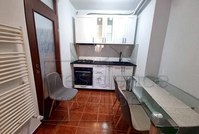Apartament cu 3 camere decomandat în Mărăști - 12