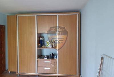 Vanzare apartament 3 camere Constanta , Faleza Nord , centrala gaze, de renovat - 9