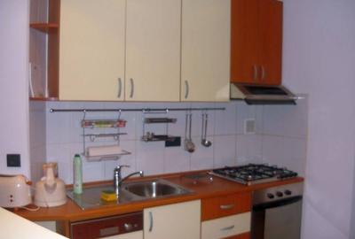 Piata Victoriei, bloc 1994, liber, 850 euro - 4