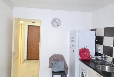 Garsonieră decomandată în Floreasca