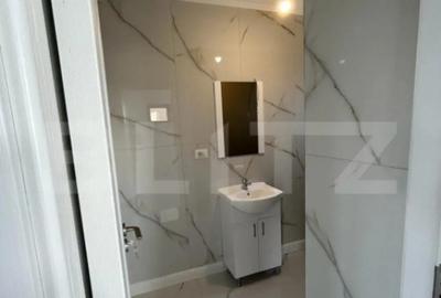 Casă cu 3 camere cu Teren 250 Mp în Central - 10