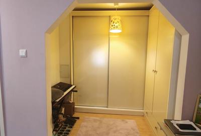 Apartament cu 3 camere decomandat în Central - 3