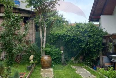 Casă cu 3 camere cu Teren 492 Mp în Mediaș