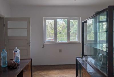 Casă cu 3 camere decomandat în Ultracentral - 8