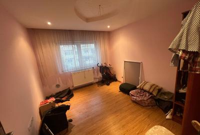 Apartament cu 3 camere în Central - 7