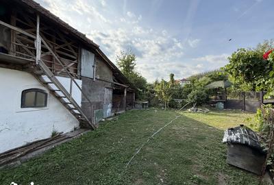 Casă cu 5 camere cu Teren 1754 Mp în Mălureni - 2