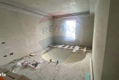 Casă cu 4 camere cu Teren 800 Mp în Nucet - 2
