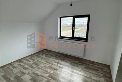 Exclusivitate! Casa tip P+1E+Pod zona Stalpu - 16